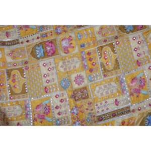 ผ้าเครปวิสโคสปักลายดอกไม้สีเหลือง ประดับด้วยดิ้นเงินและเลื่อม ความกว้าง 44 นิ้ว ขายเป็นหลา - Product Image 3