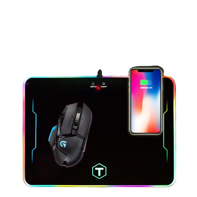Large Size Xxl 800mm Rubber Anti slip 10w Powerfull Wireless Charging RGB Mouse Pad for Phone Gaming