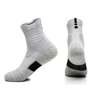 Calcetines de fútbol para hombre, calcetines deportivos para ciclismo, calcetines antideslizantes con almohadillas de agarre para fútbol, ​​baloncesto, nuevos calcetines deportivos - Product Image 3
