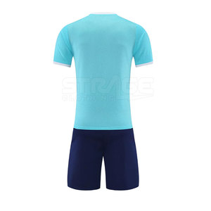 Uniforme de football en polyester respirant de haute qualité avec une texture de tissu lisse pour les sports de plein air et les entraînements quotidiens - Product Image 2