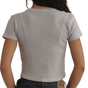 Camiseta Corta para Mujer en Color Gris Nube, Algodón Suave, Corte Ajustado, Manga Corta, Estilo Casual, Básica - Product Image 4
