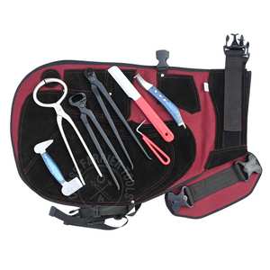 Kit d'entretien des sabots de cheval avec testeur de sabots, cisaille à sabots, pince à sabots, décolleuse de clous, couteau à sabots, couteau à boucles et tablier - Product Image 1