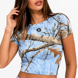 Camiseta corta de moda con estampado de camuflaje, manga corta, estilo casual, ligera, elástica, para verano, para mujer. - Product Image 1