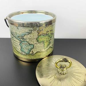 Seau à glace design carte du monde, idéal pour les réceptions, les bars à domicile, le refroidissement du vin et de la bière, présentation sur table et accessoire élégant, provenant d'Inde. - Product Image 5
