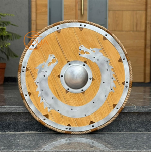 Armadura Redonda de Madera de Guerrero Vikingo Medieval Hecha a Mano y Pulida, con Cara de Dragón y Metal Plateado, 24 Pulgadas, para Navidad y Halloween - Product Image 1