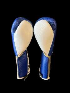Guantes de Cuero No Boxing No Life Azul Rey Dorado Blanco con Cordones Equipo Profesional de Lucha Hecho en México Línea Campeonato Bear Squad - Product Image 5