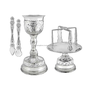 Juego de 5 Cálices de Iglesia Ortodoxa de Metal con Acabado Pulido de Latón y Acero Diseño Folral en Relieve Calidad Premium para Beber - Product Image 4