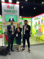100% Natuurlijk Versgeperst Kokoswater Concentraat 10kg Zak/Fles/Doos Halal Gecertificeerd Vietnam Groothandel voor Importeurs