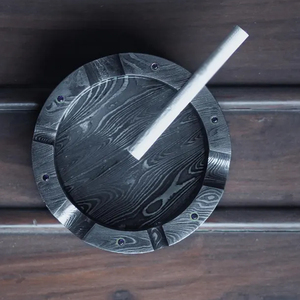 Cenicero Decorativo con Patrón Damasco, Bandeja para Fumar de Acero Hecha a Mano, Porta Cenizas Metálico Resistente para Cigarrillos y Cigarros - Product Image 6