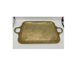 Bandeja de servir de latón ideal para cocinas gourmet, que ofrece una estética de servicio única que refleja la artesanía de lujo y la herencia artística. - Product Image 3