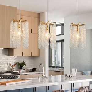 Lujoso paquete de 3 lámparas colgantes de cristal, elegante candelabro con acabado dorado y diseño de cascada de cuentas, sin bombillas incluidas - Product Image 3