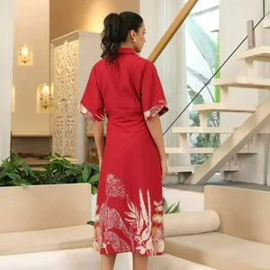 Elegante Vestido de Algodón 100% con Estampado Floral, Ajuste Cómodo, Tallas Personalizadas Disponibles, Tejido Lavable para Uso Diario Informal - Product Image 1