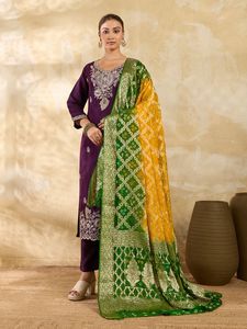 Women's Viscose <b>Saree</b> Traditional Bandhej Printed Sari Wrinkle Free Moisture Wicking for Party Wedding Diwali - Product Image 2