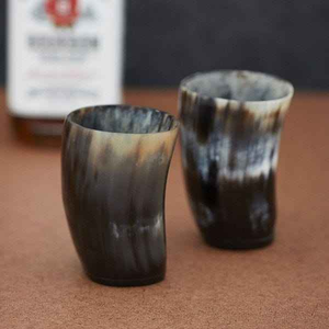 Vasos de cuerno auténtico para chupitos, copas de vino, vasos de cuerno de buey para agua, cerveza, té, café. Vasos de cuerno auténtico disponibles a precio de fábrica por MULTI CRAFT. - Product Image 4
