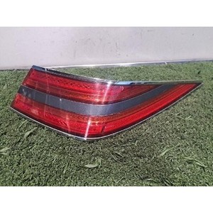 ไฟท้ายขวา G90 RS4 ปี 2021 มือสอง ของแท้ รหัส 92402D25 - Product Image 3