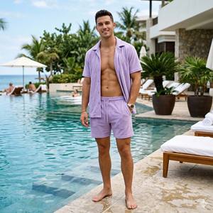 Ensemble de luxe personnalisé pour homme en tissu éponge d'été, coton molletonné épais respirant, chemise à manches courtes boutonnée et short assorti - Product Image 4