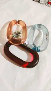 Decoración de pared con cadena de eslabones de resina de diseño moderno, cadena de eslabones acrílicos transparente para decoración de pared y acento de jardín. - Product Image 4