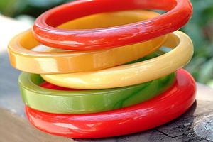 Handmade H a CRAFT Women's Classic Party <b>Resin</b> Bangles Bracelets Colorful Carved Floral Design - Product Image 4