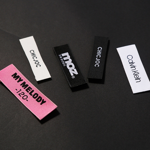 Vêtements en tissu tissé de haute qualité sur mesure avec cols pliés et étiquettes tissées - Product Image 6