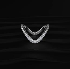 แหวนเงินแท้ 925 รูปตัววี ประดับเพชรโมอิสซาไนต์ งานสั่งทำจากโรงงาน สำหรับผู้หญิง ของขวัญสุดหรู มีจำหน่ายในราคาขายส่ง - Product Image 1