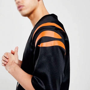 Maillot de football américain et de soccer d'été 2026 de luxe surdimensionné à col en V en maille avec imprimé personnalisé, 240 GSM, haut de gamme OEM pour hommes - Product Image 4