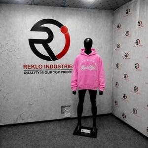 เสื้อฮู้ดโอเวอร์ไซส์สีชมพู แบบยูนิเซ็กซ์ ผ้าถัก ปักโลโก้ด้านหน้า แขนเสื้อปกติ เสื้อผ้าสำหรับฤดูหนาว เนื้อผ้าระบายอากาศได้ดี - Product Image 3