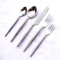 Ensemble de couverts en acier inoxydable à double fil torsadé, finition unie, manche fait main, utilisation familiale et hôtelière, vaisselle populaire, couteau de table, fourchette