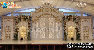 Escenario de Boda con Temática de Palacio Tradicional para Eventos, Último Diseño de Fondo de Ganesha para Recepciones, Compre un Escenario con Acabado Dorado Estilo Rajwada en el Reino Unido - Product Image 5
