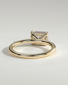 แหวนเพชรเม็ดเดี่ยวทรงเหลี่ยมมรกต 14k 18k ทองคำแท้ 4 กรงเล็บ ประดับเพชรแล็บโกรว์ ดีไซน์ตะวันออก-ตะวันตก พร้อมวงแหวนซ่อนรอบเพชร แหวนหรูทำมือ - Product Image 4