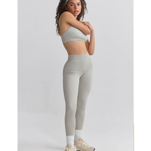 OEM Solid Yoga Wear Set Supplier Nylon Spandex <b>Scrunch</b> <b>Leggings</b> Eco-Friendly Quick Dry Breathable High Waist Custom Logo Design - Product Image 2