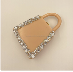 Bolso de Mano de Resina Epoxi de la Mejor Calidad, Diseño Nuevo, Hecho a Mano en India - Product Image 1