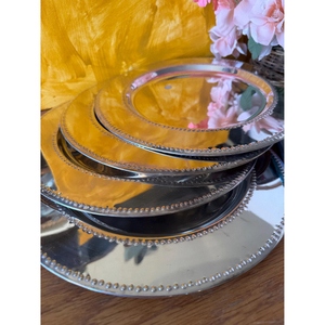 Assiettes et plats au design admirable, assiette de présentation en métal en acier inoxydable poli miroir, pour servir les aliments. - Product Image 1