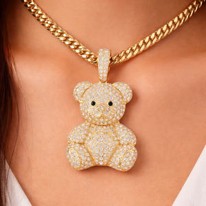 Collar con Colgante de Oso de Peluche Personalizado, Chapado en Oro sobre Plata 925, Joyería Hip Hop Moderna con Moissanita, Regalos Unisex - Product Image 1