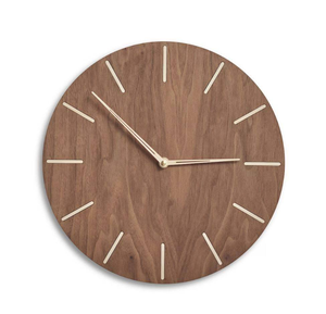 Horloge murale en bois de style centenaire, horloge silencieuse moderne, cadran en noyer américain - Product Image 1