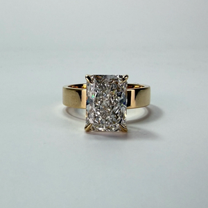 3.5 Carat 18k Gold Lab Grown Diamond Radiant Cut IGI Certified Luxury Engagement <b>Ring</b> - Product Image 2