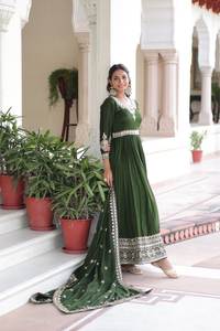 Nouvelle Robe Traditionnelle Indienne et Pakistanaise pour Femme, Magnifique et Tendance, Style Décontracté, Longueur Ras du Sol, Broderie Écologique - Product Image 4