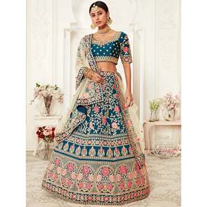 Tenue de mariage grande taille en velours brodé Lehenga Choli dans un bleu ravissant - Product Image 2