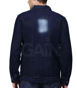 Chaqueta de invierno para hombre a la moda con tela suave y un diseño elegante de chaqueta vaquera para uso diario en la calle. - Product Image 4