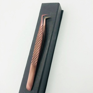 Pinzas para Pestañas de Acero Inoxidable Color Oro Rosa de 90 Grados NOMEX INTERNATIONAL ET-AH-039, con Punta Puntiaguda y Logotipo Personalizado al por Mayor - Product Image 2