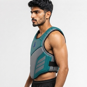 Protège-poitrine professionnel pour le sport, équipement de protection durable, matériau léger, ajustement confortable pour l'entraînement et la pratique, OEM - Product Image 3