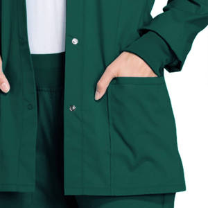 Vêtements de travail médicaux professionnels lavables, unisexes, parfaits pour les hôpitaux, les cliniques, les pharmacies et le personnel médical. - Product Image 2