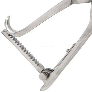 Pince à os Lambotte Farabeuf à mâchoires réglables manuellement avec cliquet, instrument chirurgical orthopédique en acier inoxydable - Product Image 4