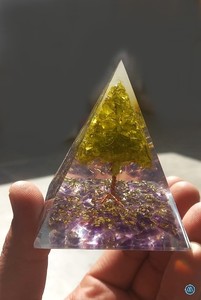 Wholesale Premium Quality AGATE Love Chakra Premium Quality Amethyst Orgonite Pyramid <b>Tree</b> Orgone Meditation EMF Carved Gemstone - Product Image 3