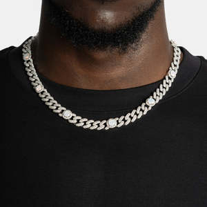 สร้อยคอโอปอล มอยส์ซาไนต์ แบบ Cuban Link ประดับเพชร VVS1 สี D ชุบทองคำขาว - Product Image 3