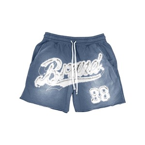 Pantalones cortos de algodón para hombre con lavado ácido, estampado puff, bordado de chenilla, pedrería y logo personalizado. - Product Image 4