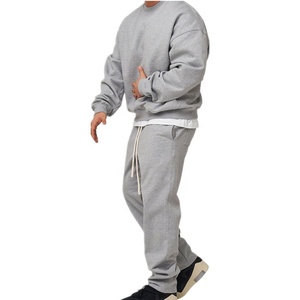 Ensemble de survêtement gris en coton pour homme – Sweat-shirt à col rond et pantalon à cordon de serrage – Couleur unie – Tenue décontractée d'automne – Coupe droite longueur pleine - Product Image 1