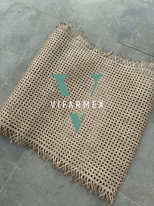 Feuille de treillis en rotin tressé hexagonal, rouleau de 15 m, personnalisable pour portes d'armoires et plafonds - Product Image 3