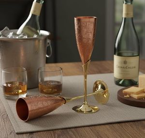 Gobelet à vin en acier inoxydable gaufré fait main, élégant, style américain, capacité personnalisable pour lait, vin et fêtes - Product Image 1