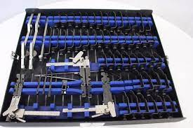 ชุดอุปกรณ์ยืดกระดูกสันหลัง Koros Blackbelt รุ่นพรีเมียม คุณภาพสูง ผลิตจากเหล็กกล้าไร้สนิม สำหรับการผ่าตัดกระดูกสันหลัง ใช้แรงดันไฟฟ้าแบบแมนนวล - Product Image 2