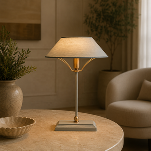 Lampe de table en métal Aurora Arch avec abat-jour conique large, structure en fer durable, éclairage d'ambiance doux pour les espaces sophistiqués - Product Image 1